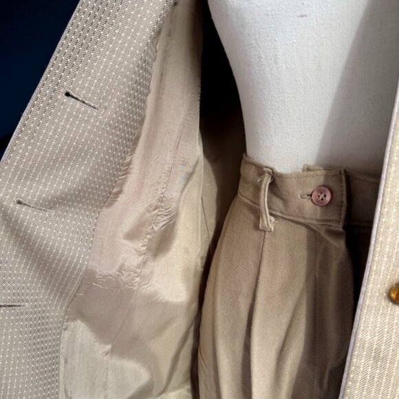 Vintage 80s Tan Polka Dot Oversized Blazer - Picture 7 of 13